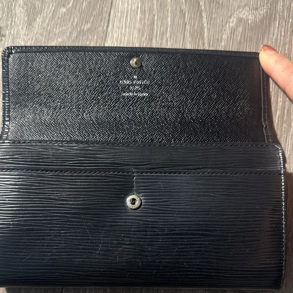 Louis Vuitton Epi long wallet - Picture 3 of 11